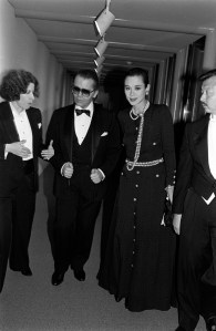 Fran Lebowitz, Karl Lagerfeld, Tina Chow and Michael Chow attend an event, featuring a fashion show at Saks Fifth Avenue and a dinner-dance after party at the Museum of Modern Art, in New York City on May 24, 1984.